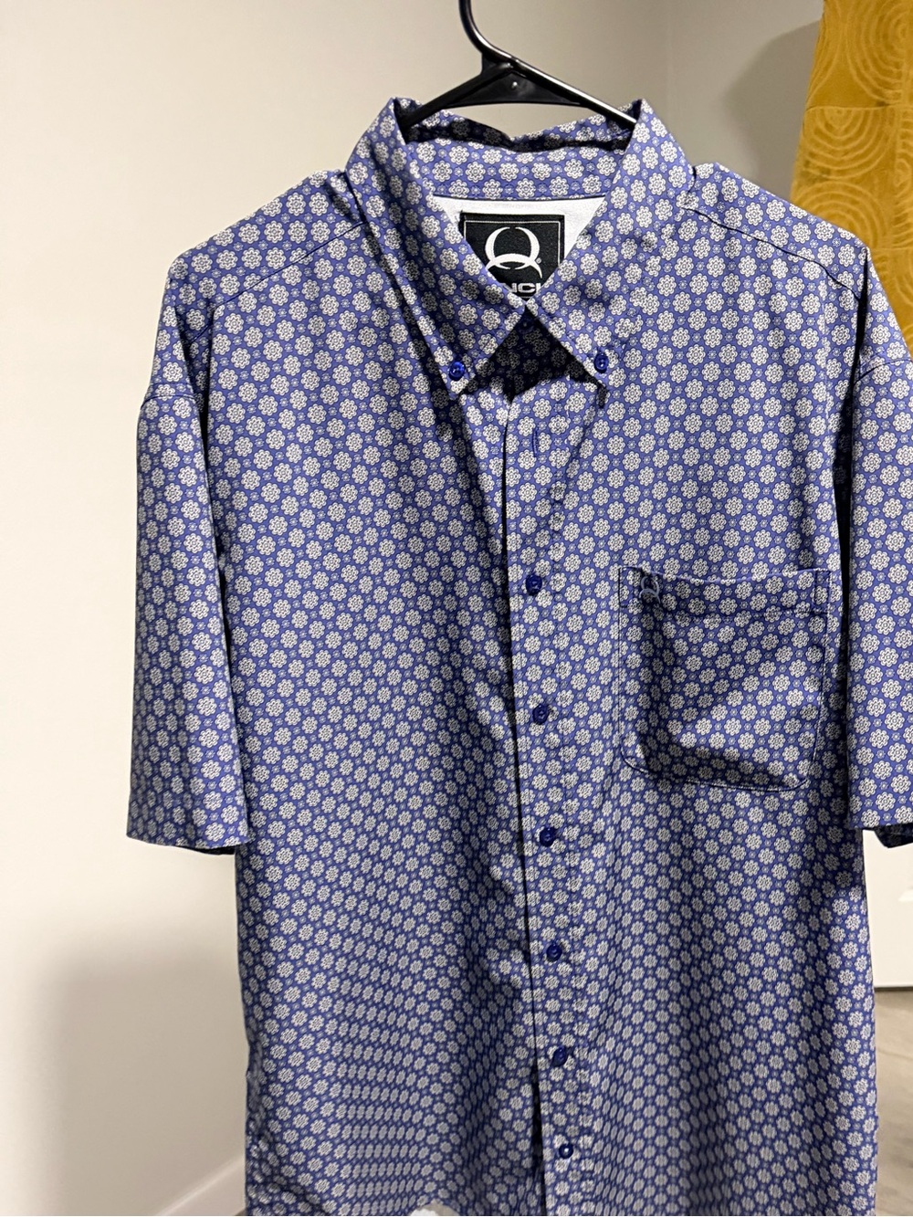 Cinch Blue Floral-Print Short Sleeve Button-Up Shirt